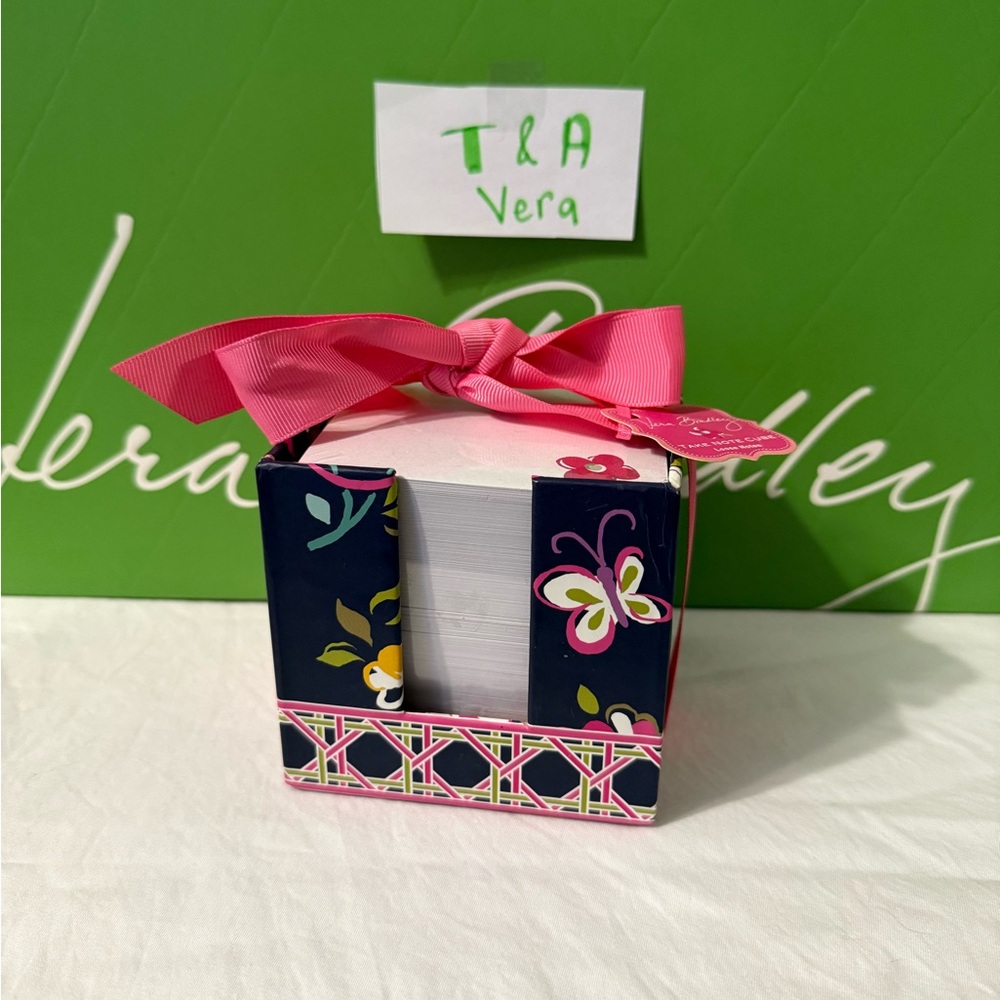 NWT Vera Bradley Ribbons Take Note Cube Retired Pattern🦋